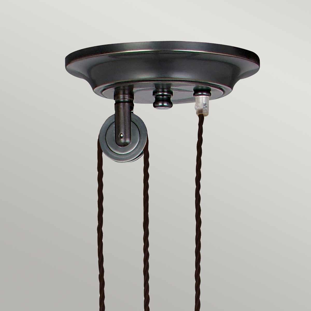 Provence Ø37 Bronce antiguo Lámpas de techo De Elstead Lighting - La lámpara de techo Provence con función de elevación en bronce viejo está inspirada en los estilos de diseño francés de mediados del siglo XX.