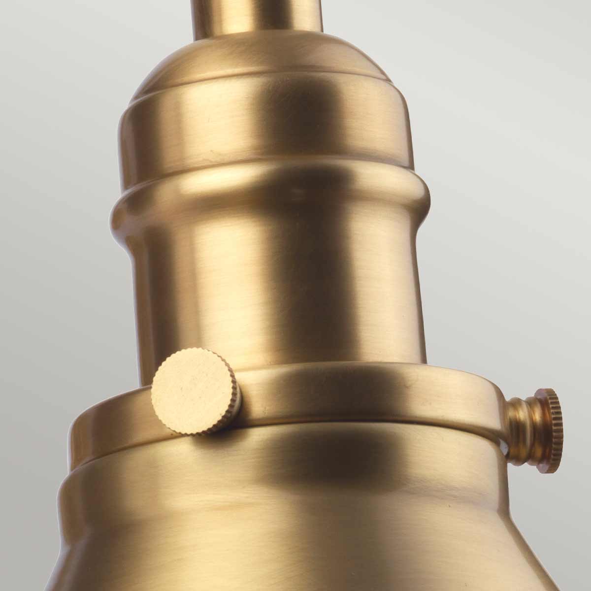 Provence Ø20 Latón antiguo lámpara de pared De Elstead Lighting - La lámpara de pared Provence en latón antiguo está inspirada en los estilos de diseño francés de mediados del siglo XX.