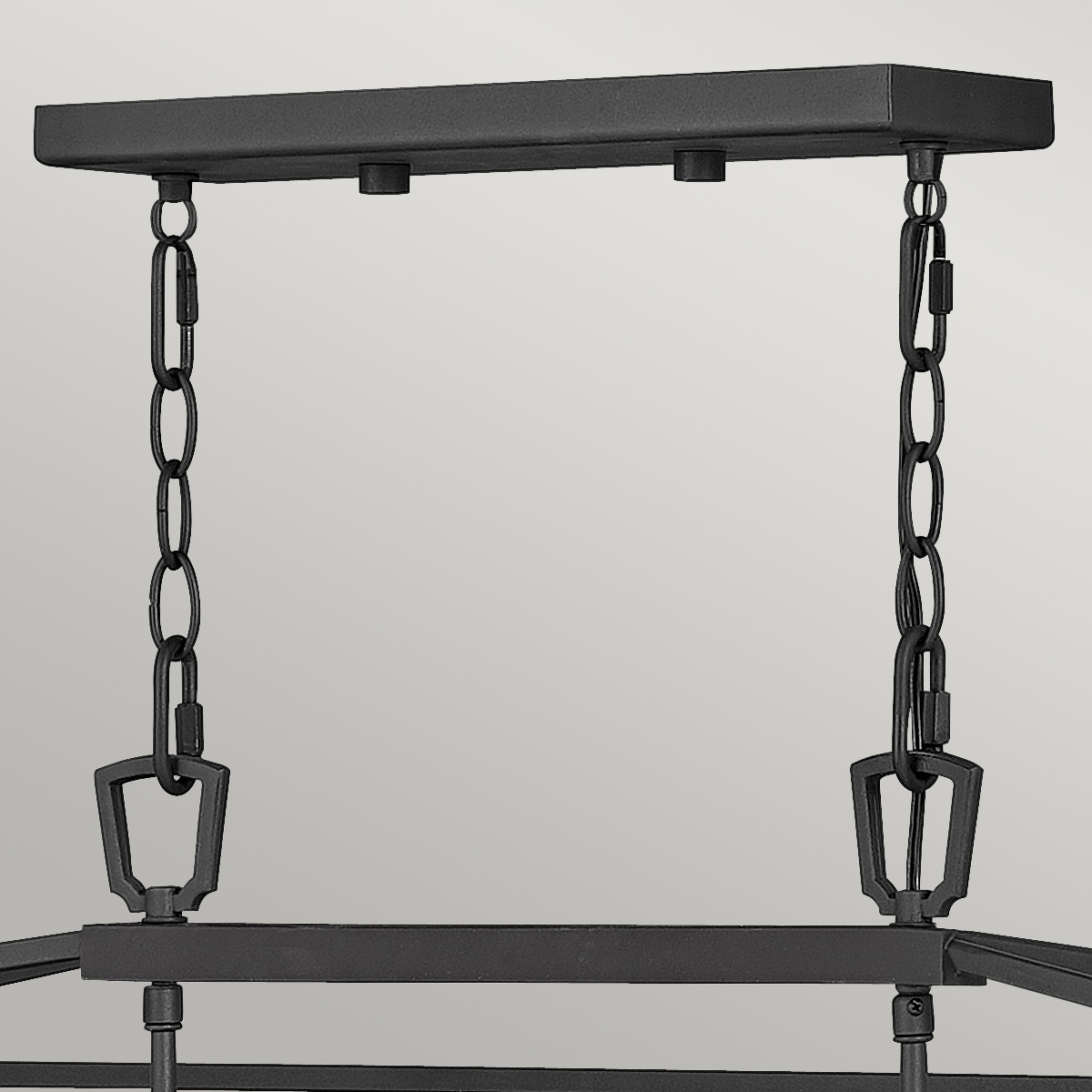 Alford Place 102cm Negro De Elstead Lighting - Alford Place &auml;r en stilfull och tidl&ouml;s takpendel som ger din uteplats, veranda eller entr&eacute; ett elegant uttryck.