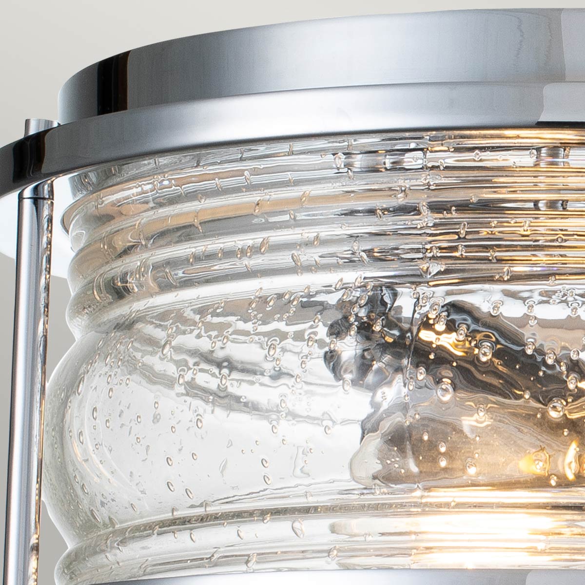 Ashland Bay Ø30 Cromo lámpara de baño De Elstead Lighting - Ashland Bay es una lámpara de baño elegante y clásica que combina robustez con un diseño atemporal.