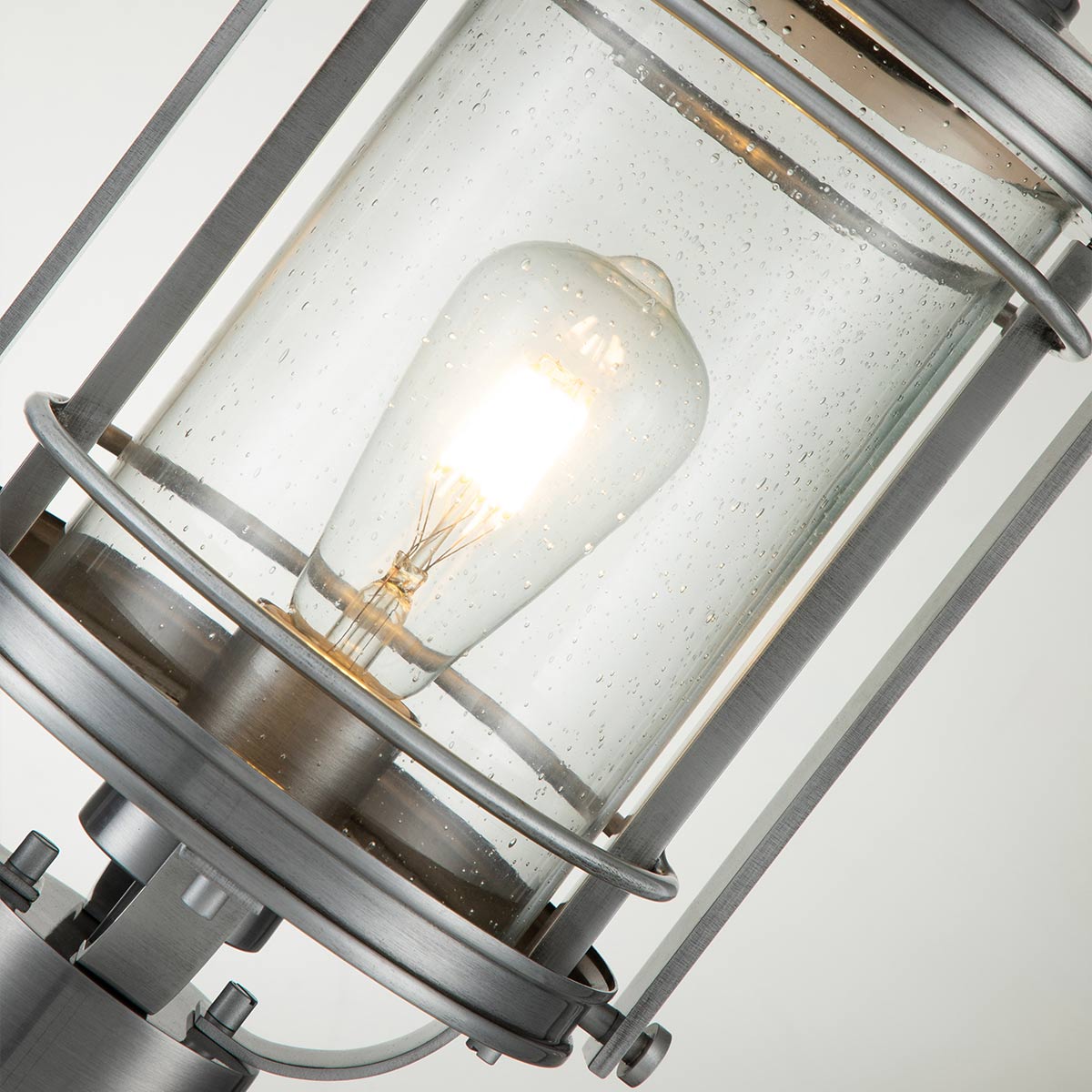 Booker 47cm Aluminio De Elstead Lighting - Booker &auml;r en stilfull och robust portlykta med en design inspirerad av klassiska marina lanternor.