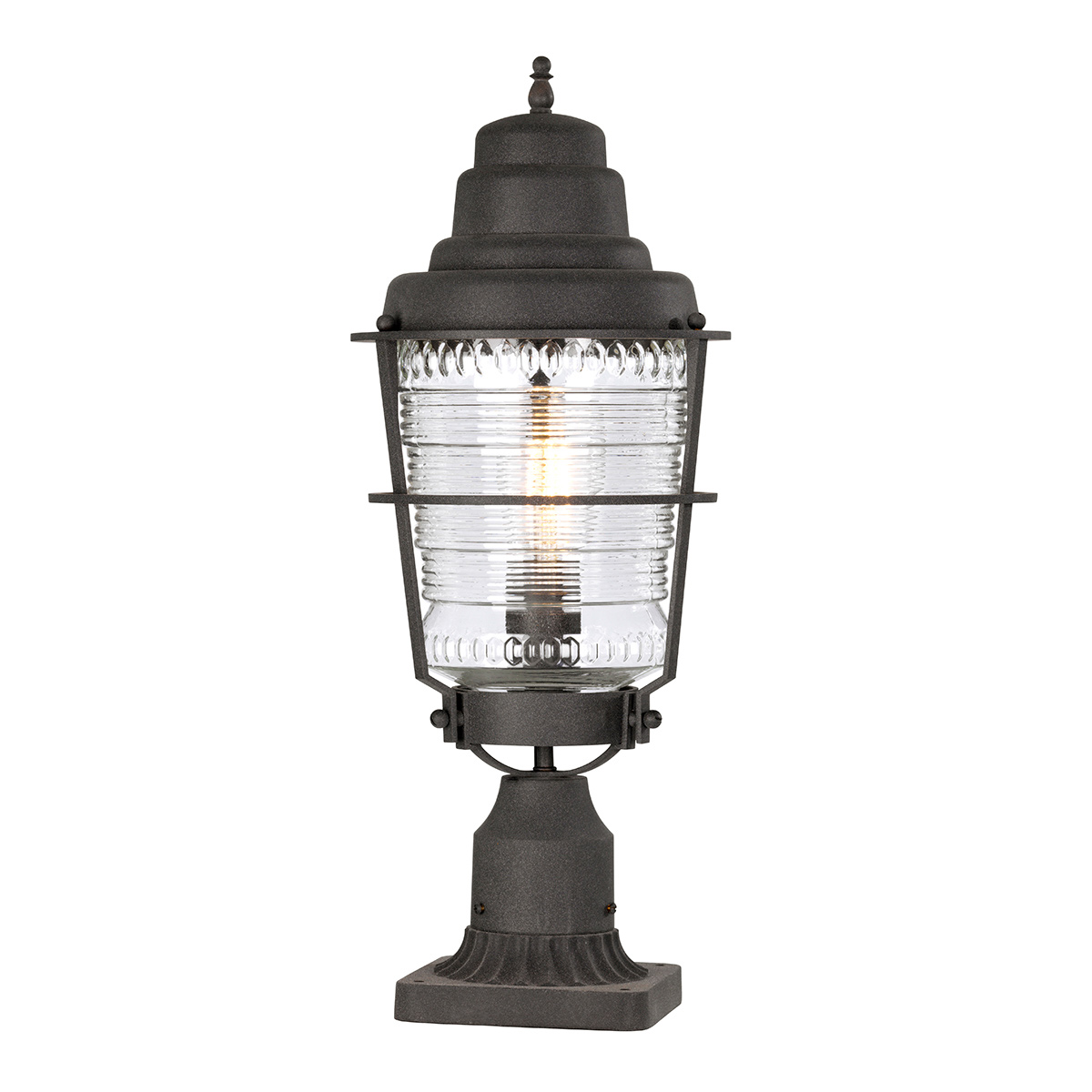 Chance Harbor 50cm Zinc De Elstead Lighting - Con clase de protección IP44, está protegido contra la intemperie y el viento y, por lo tanto, es perfecto para uso exterior en zonas de entrada, en caminos de jardín o en terrazas.