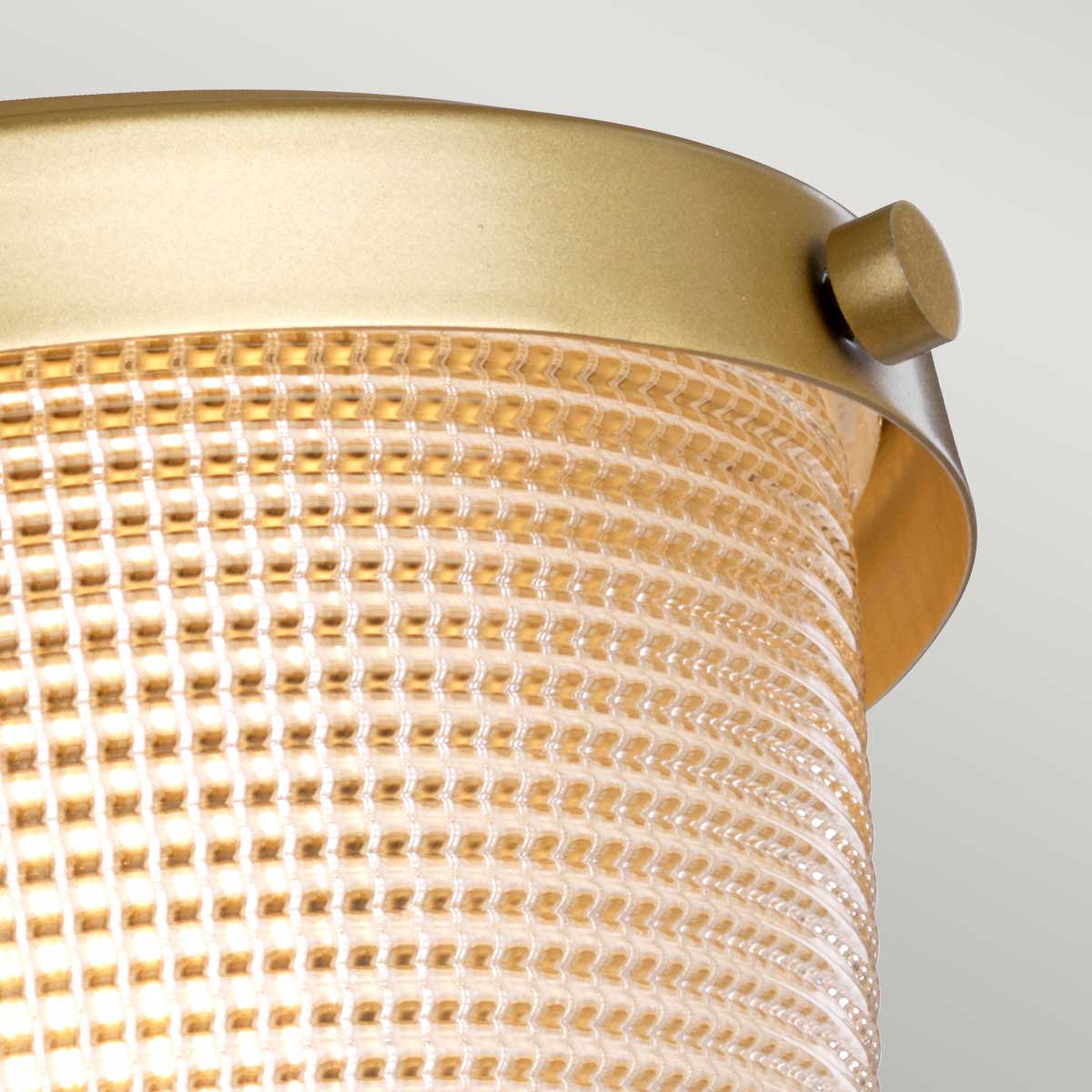 Dublin Ø18 Latón lámpara de baño De Elstead Lighting - La elegante lámpara de techo para baño Dublin impresiona con su pantalla decorativa de vidrio esmerilado y su atractiva textura.