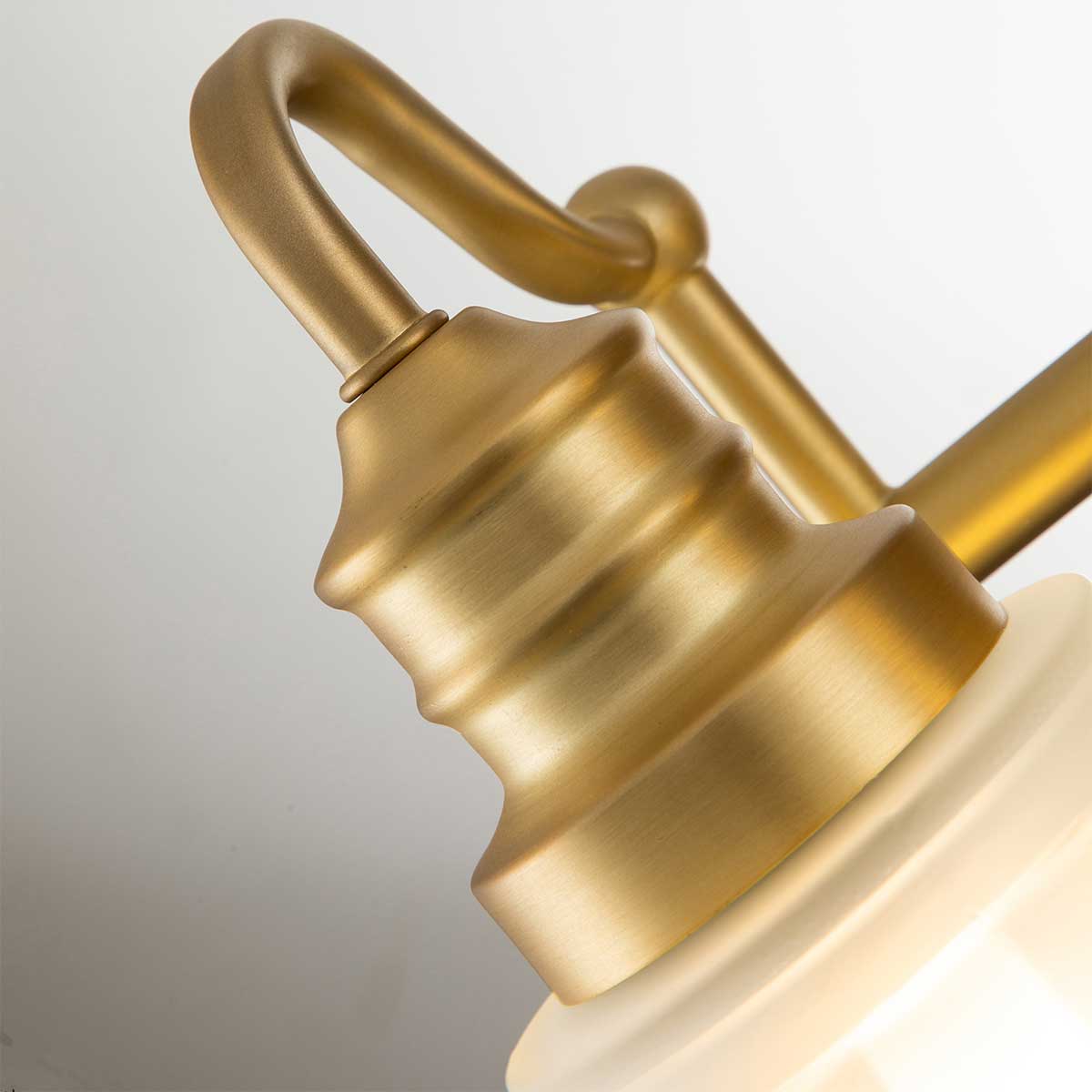 Swell 36cm Latón cepillado lámpara de baño De Elstead Lighting - La l&aacute;mpara tiene un dise&ntilde;o urbano y atemporal y, gracias a su grado de protecci&oacute;n IP44, se integra perfectamente en ambientes de ba&ntilde;o.