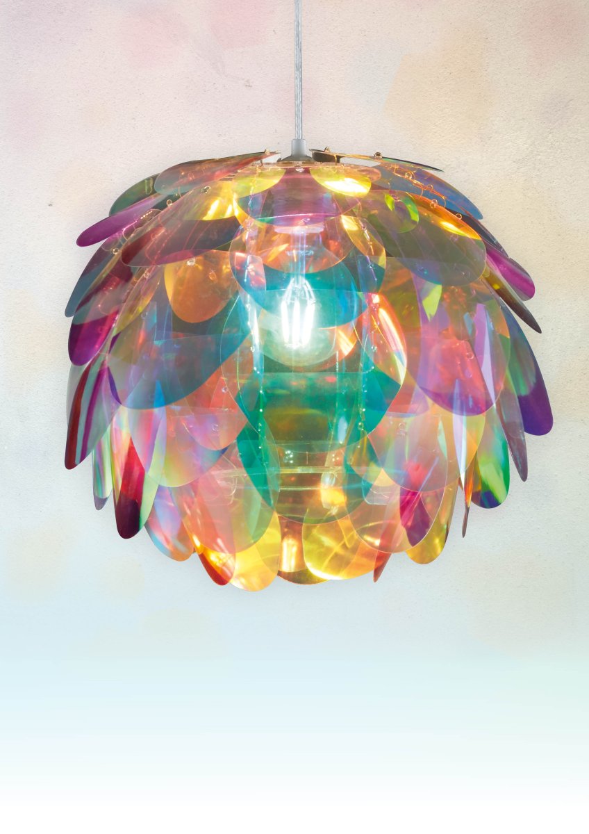 Clover Ø40 Multicolor Lámpas de techo De Trio Lighting - La l&aacute;mpara tiene hojas de pl&aacute;stico en los colores del arco iris (violeta, rojo, verde, azul y amarillo) y crea una atm&oacute;sfera alegre.