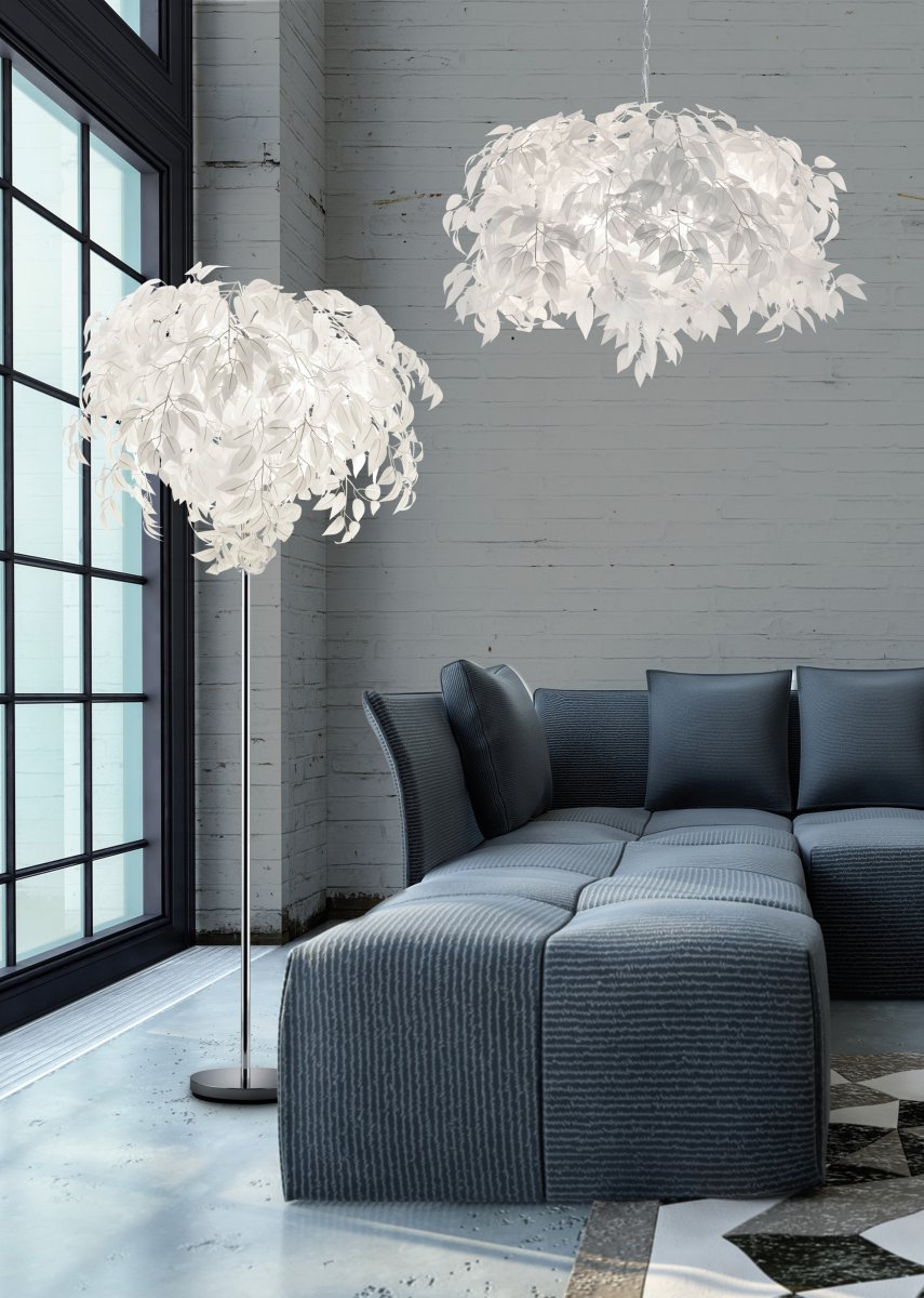 Leavy Blanco lámpara de pie De Trio Lighting - La l&aacute;mpara de pie Leavy es un elemento destacado &uacute;nico e impresionante en su hogar con sus hojas de pl&aacute;stico decorativas que le dan un estilo distintivo y encantador.