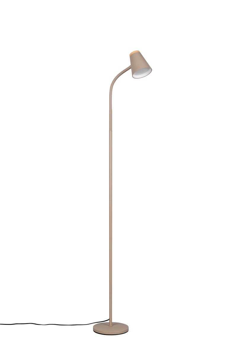 Pongo Beige lámpara de pie De Trio Lighting - Su dise&ntilde;o estilizado y su cabezal inclinado la hacen vers&aacute;til y le permiten integrarse armoniosamente en cualquier hogar y estilo de decoraci&oacute;n.