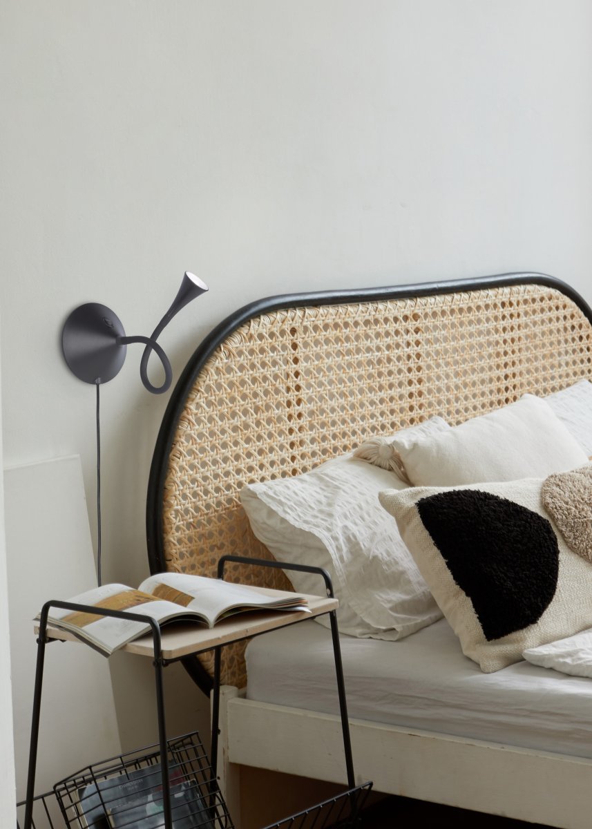 Viper 30cm Negro lámpara de escritorio De Trio Lighting - 