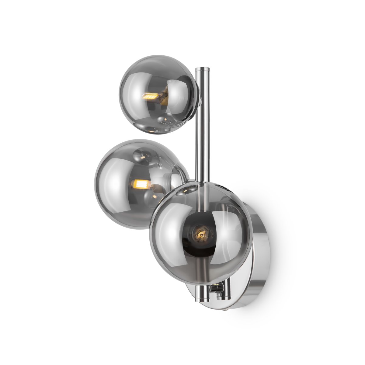 Dallas 25cm Cromo lámpara de pared De Maytoni - Dallas, con sus tres fuentes de luz, es una elegante y moderna lámpara de pared que combina estilo y funcionalidad.