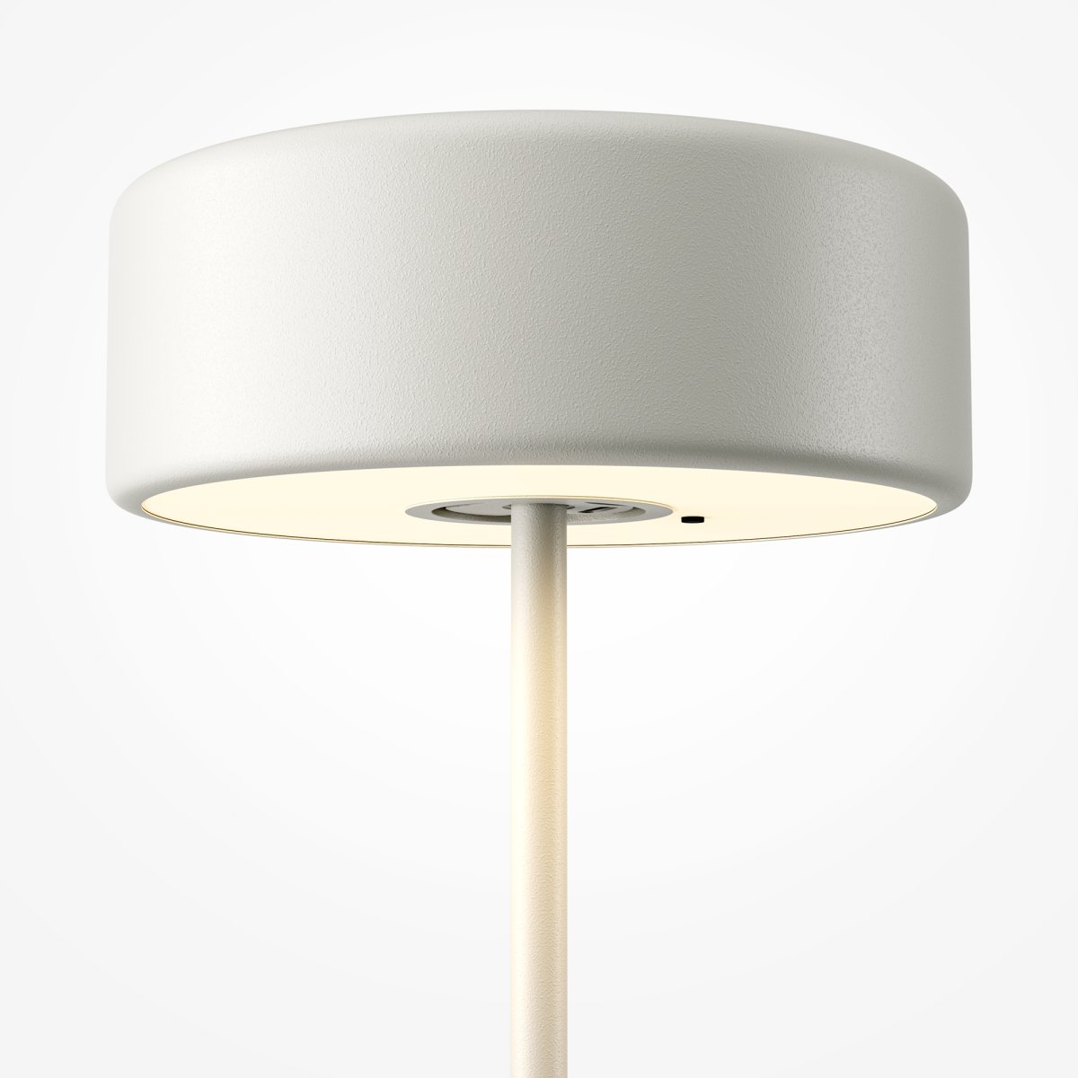 AI Collaboration 35cm Blanco portátil De Maytoni - El diseño: con una fina varilla de metal; una base redonda plana o con base de cristal en la que se integra un jarrón.