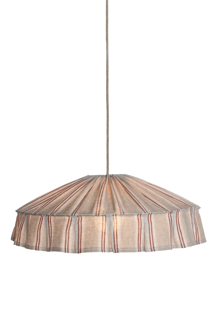 Vinga Pantalla S/Colgante Ø58 Naturaleza/óxido Lámpas de techo De Alde & Lind - Vinga es una pantalla decorativa para lámpara de techo, confeccionada en lino 100% con un estampado de rayas en tonos óxido y naturales.