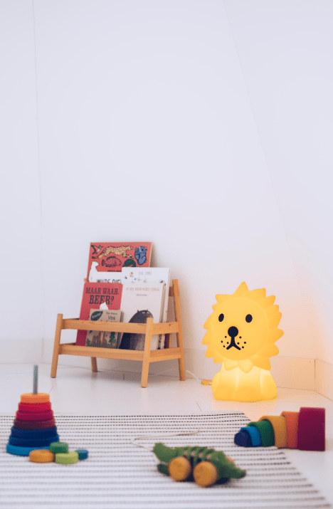 Lion Star Light Amarillo lámpara infantil De Mr Maria - María tiene seis niveles de brillo diferentes que se pueden atenuar de forma continua, así como un modo nocturno.