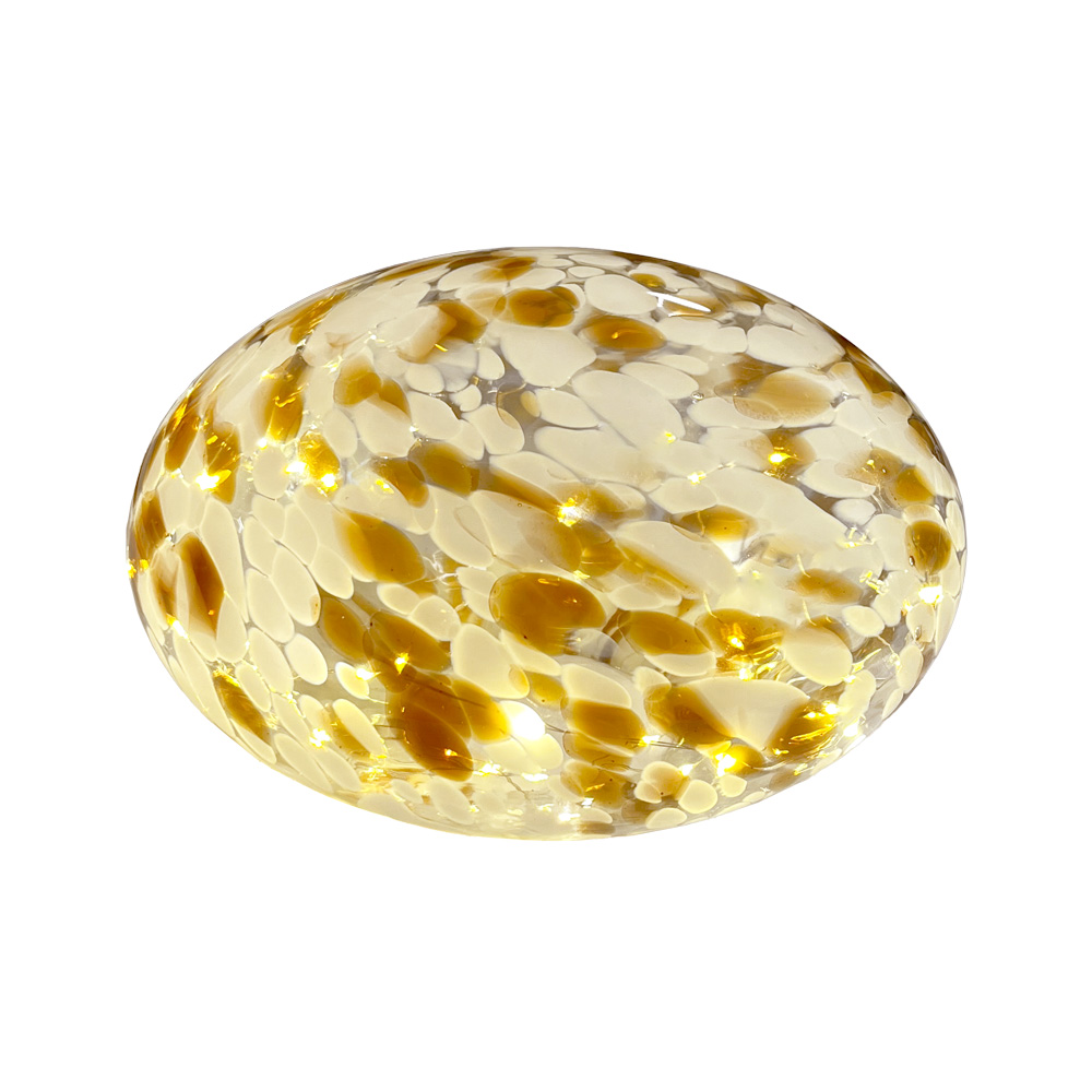 Sten 15cm Marrón/Blanco lámpara de mesa De Pixie Design - La l&aacute;mpara de piedra de Pixie Design tiene un hermoso dise&ntilde;o con una superficie jaspeada en marr&oacute;n y blanco.