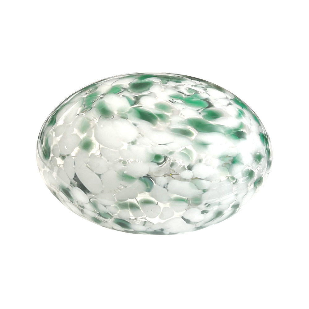 Sten 15cm Verde/Blanco lámpara de mesa De Pixie Design - La l&aacute;mpara de piedra de Pixie Design tiene un hermoso dise&ntilde;o con una superficie jaspeada en verde y blanco.