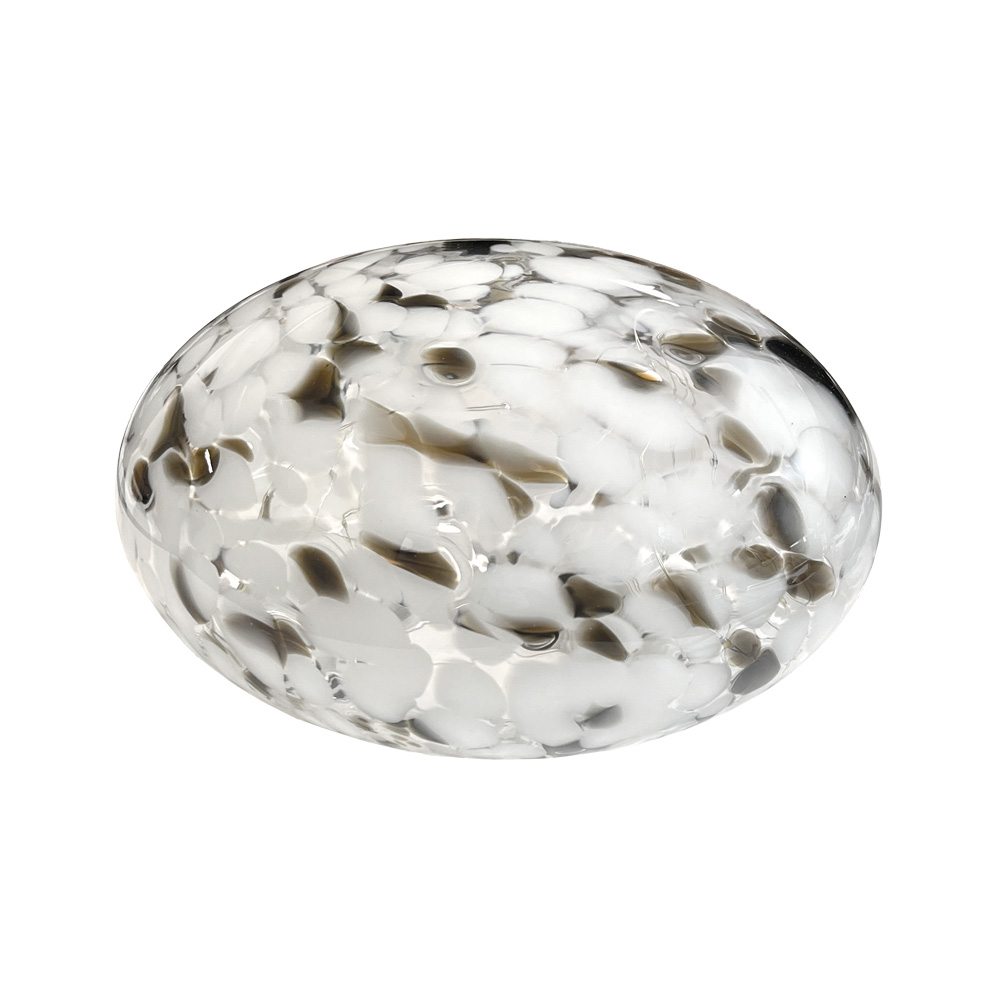 Sten 15cm En blanco y negro lámpara de mesa De Pixie Design - La l&aacute;mpara de piedra de Pixie Design tiene un hermoso dise&ntilde;o con una superficie jaspeada en blanco y negro.