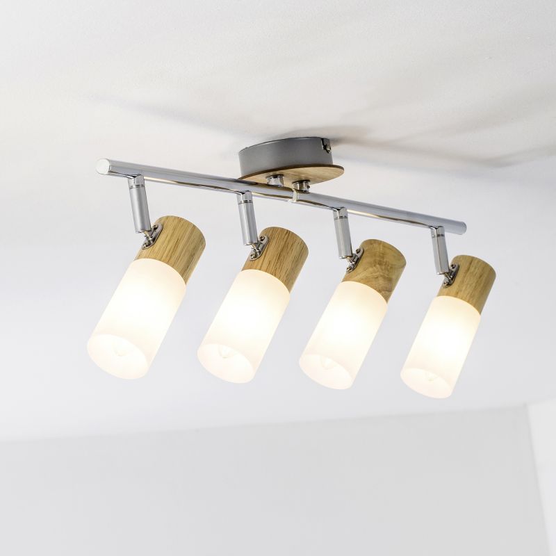 Babsan 4 Madera foco de techo De Brilliant - Gracias a sus cabezales ajustables, puede dirigir fácilmente la luz hacia muebles, cuadros u otros detalles que desee resaltar, o usar varios focos a la vez para iluminar toda la habitación.