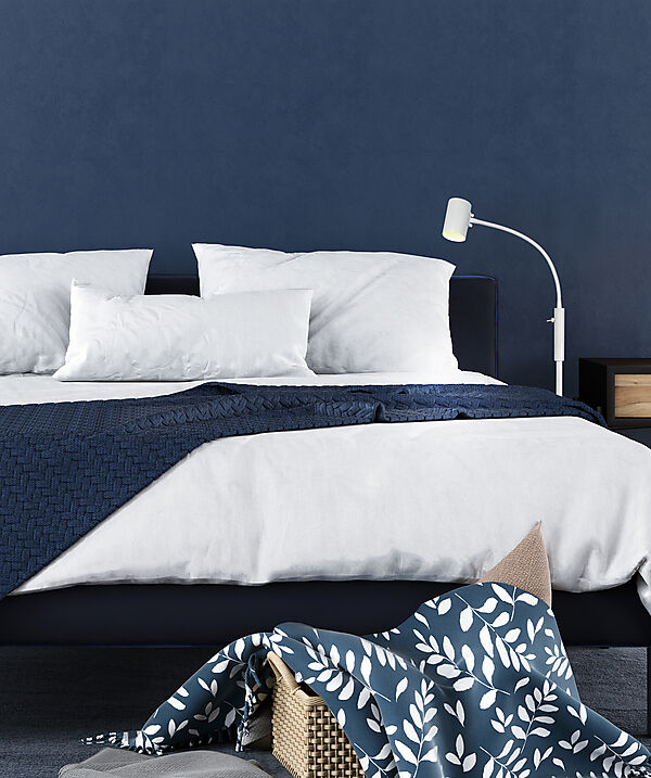 Hugin Blanco lámpara de pie De Aneta Lighting - La práctica lámpara de pie Hugin, fabricada en metal, se adapta a la mayoría de los hogares gracias a su diseño minimalista.