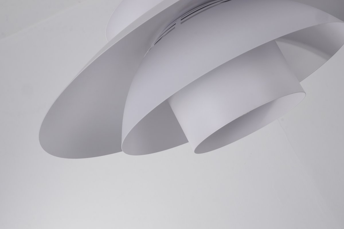 Stealth 2 Ø50 Blanco Lámpas de techo De Nordic Lighting - Sus pantallas multicapa proporcionan una luz agradable y focalizada, a la vez que realzan la forma decorativa de la l&aacute;mpara.