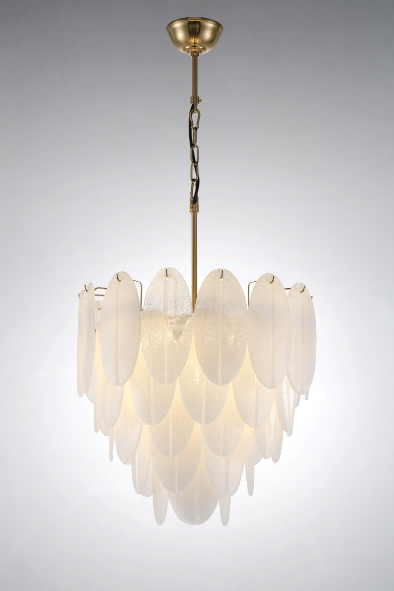 Cirrus Ø50 Latón/blanco cristal De Lampan - La superficie blanca del vidrio difunde la luz de forma suave y agradable, contribuyendo a crear un ambiente c&aacute;lido y armonioso.