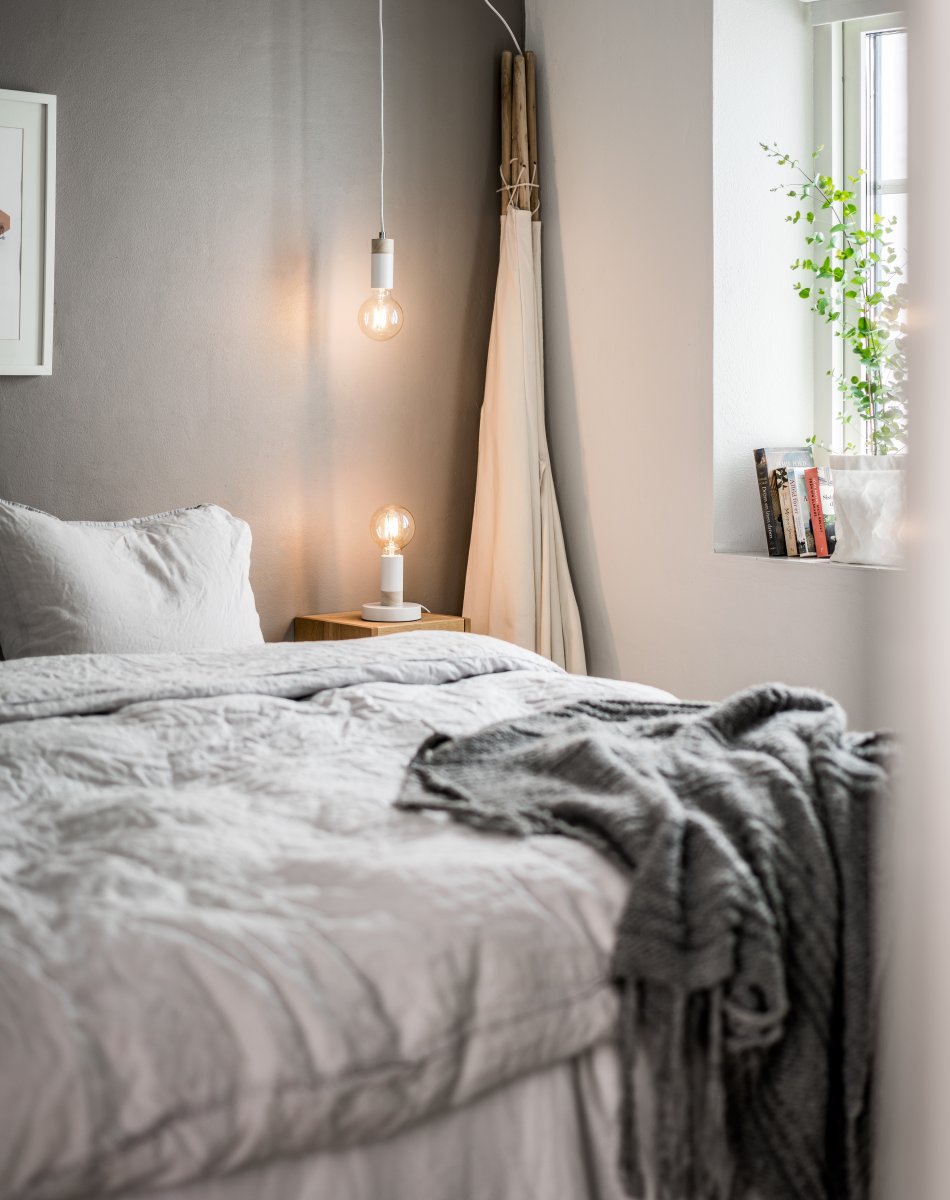 Spartan Ø5 Blanco lámpara de ventana De Cottex - Puedes complementar la l&aacute;mpara con una bombilla decorativa para realzar su efecto y crear un ambiente agradable.