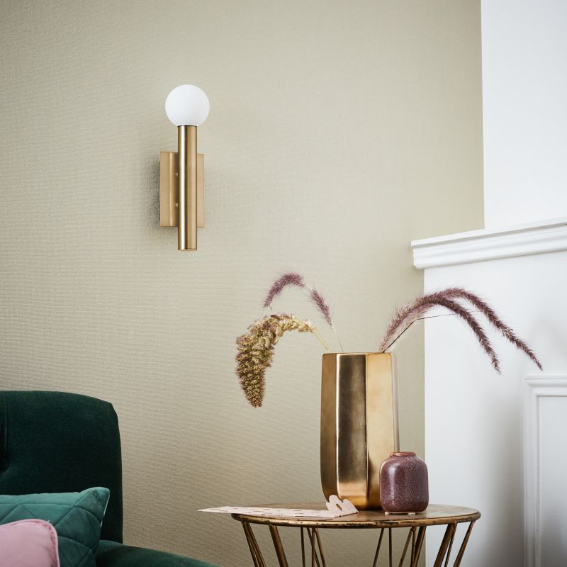 Lucky 25cm Latón antiguo lámpara de pared De Brilliant - Lucky es una elegante lámpara de pared que puede usarse tanto como complemento a la iluminación de la habitación como como iluminación ambiental decorativa.