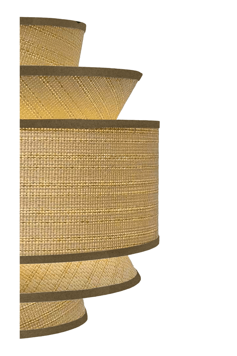 Ambrosia Ø50 Naturaleza Lámpas de techo De Aneta Lighting - Al encenderla, la luz se filtra a trav&eacute;s de la rafia, produciendo un brillo c&aacute;lido y acogedor.
