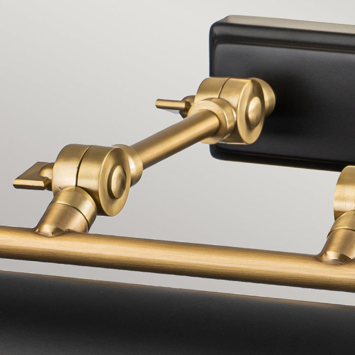 Winchfield 70cm Negro De Elstead Lighting - La gama de lámparas para cuadros Winchfield combina un estilo moderno y retro de mediados del siglo XX con pantallas elegantemente curvadas.