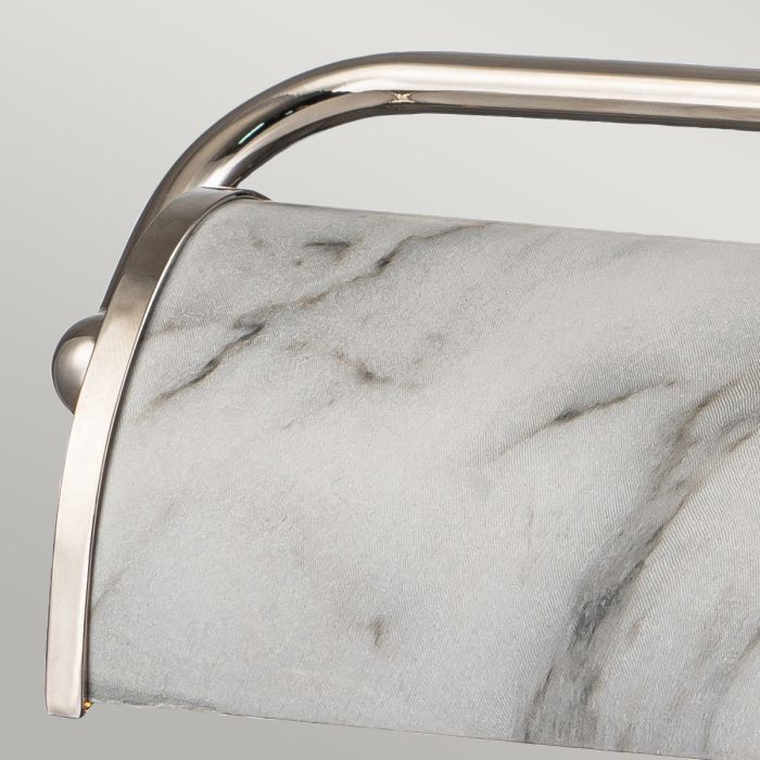 Winchfield 45cm Blanco De Elstead Lighting - La gama de lámparas para cuadros Winchfield combina un estilo moderno y retro de mediados del siglo XX con pantallas elegantemente curvadas.
